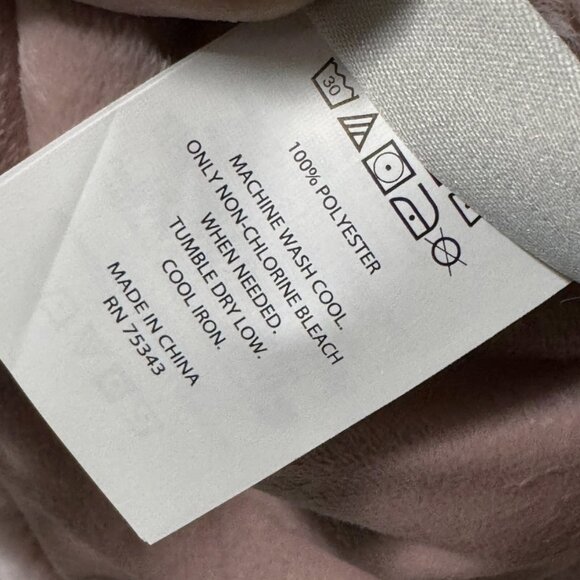 Rachel Zoe Raised Hearts Mauve Pink Faux Fur Throw Blanket Soft Valentine's Day - Picture 6 of 7